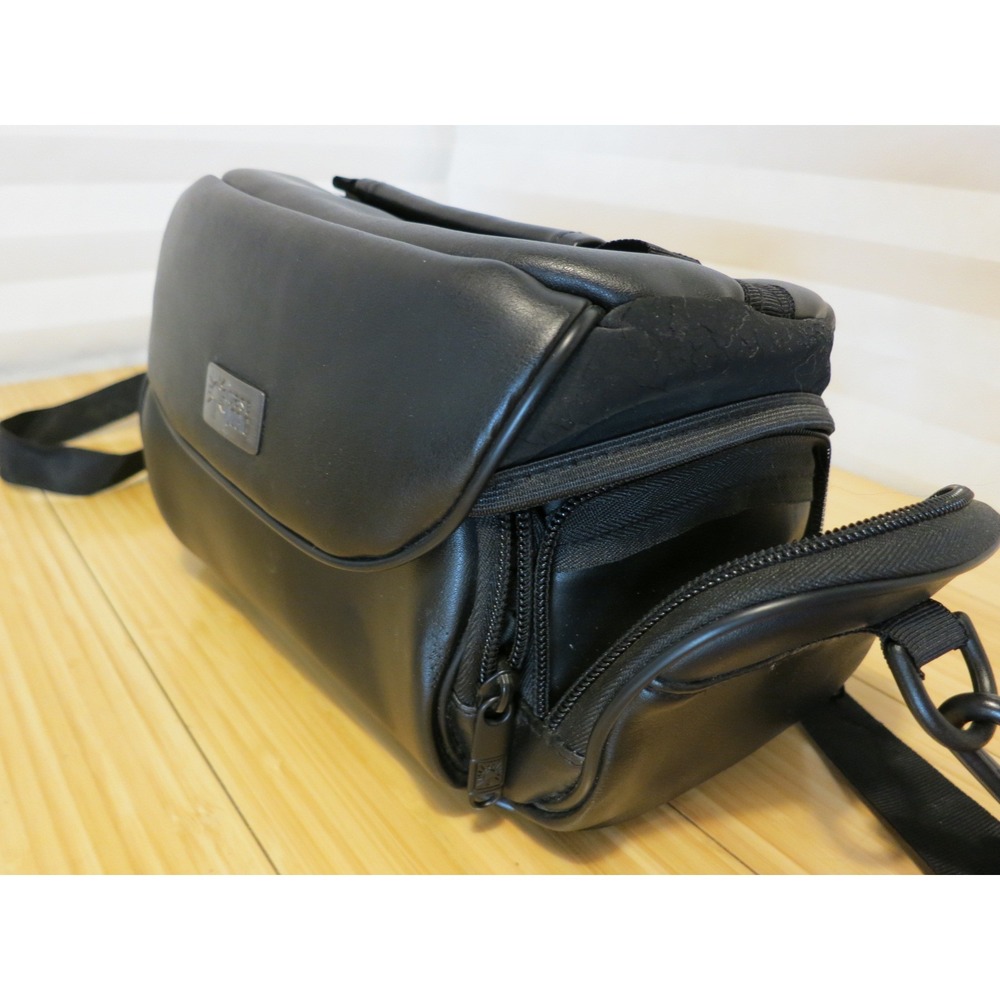 Vtg Case Logic Camera Bag Black Shoulder Strap Pockets Padded Storage 8x5x5 - Picture 8 of 10